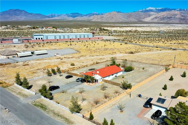 2801 Peggy Avenue, Pahrump, NV 89048