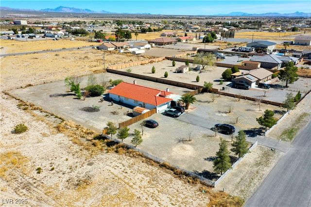 2801 Peggy Avenue, Pahrump, NV 89048