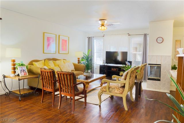 2801 Peggy Avenue, Pahrump, NV 89048