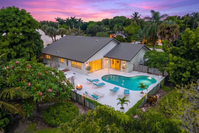 4526 Saint Andrews Drive, Boynton Beach, FL 33436