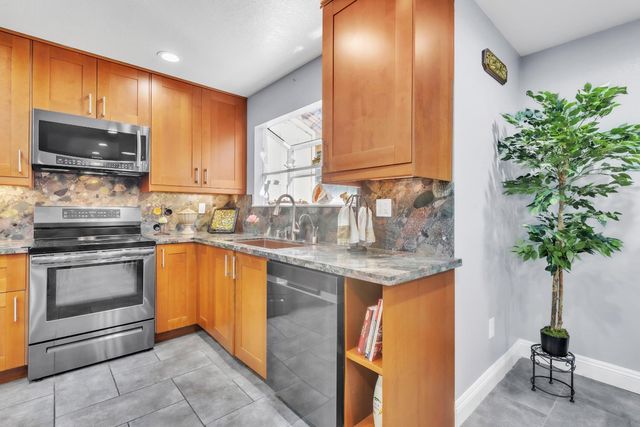 5936 Clay Basket Dr, Citrus Heights, CA 95621