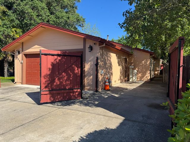 5936 Clay Basket Dr, Citrus Heights, CA 95621