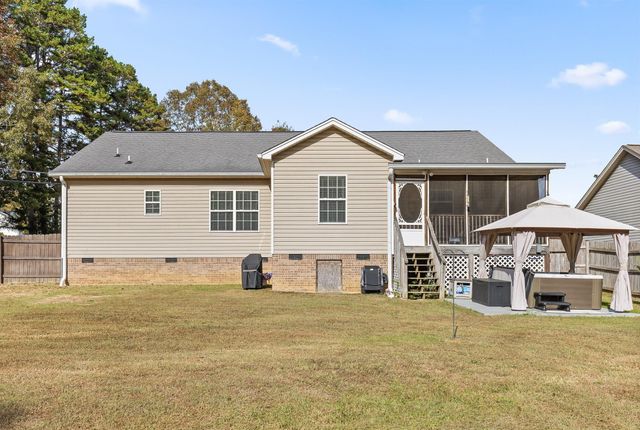 7006 Maple Leaf Lane, Harrison, TN 37341