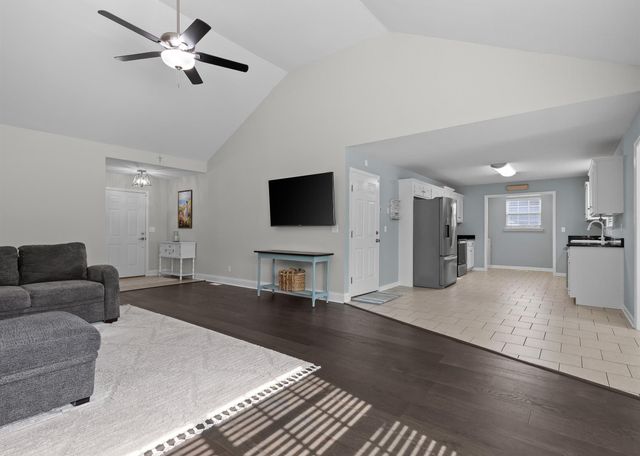 7006 Maple Leaf Lane, Harrison, TN 37341