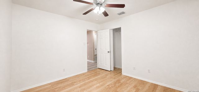 7630 PRESIDIO CRK, Boerne, TX 78015