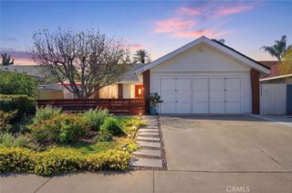 22552 Taranto, Laguna Hills, CA 92653