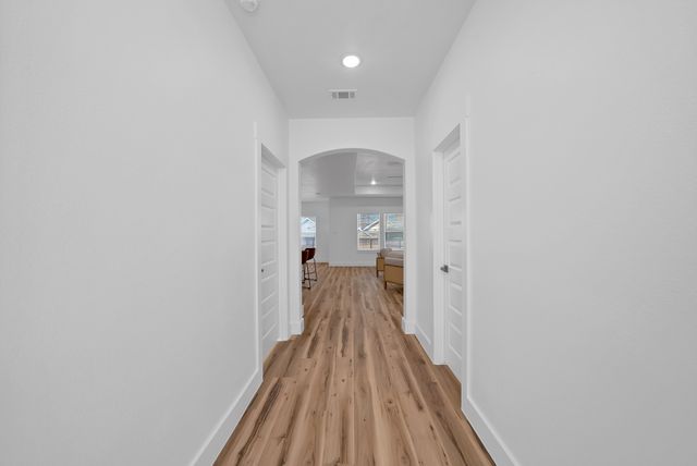 1271 E Myrtle Street, Fort Worth, TX 76104