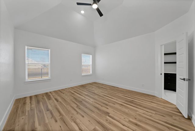 1271 E Myrtle Street, Fort Worth, TX 76104