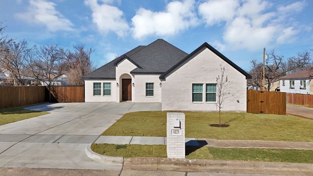 1271 E Myrtle Street, Fort Worth, TX 76104