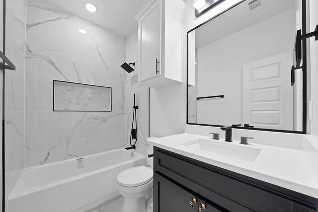 1271 E Myrtle Street, Fort Worth, TX 76104