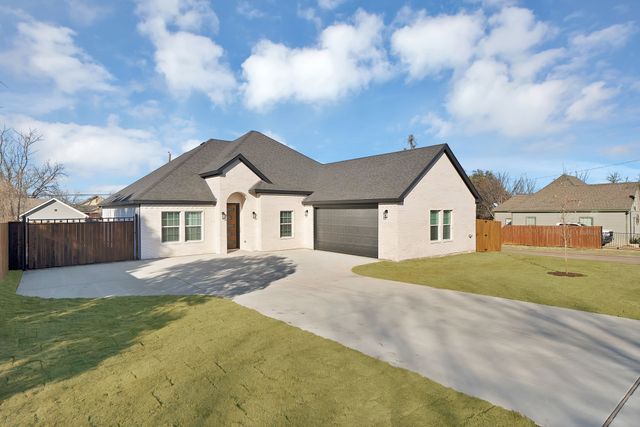 1271 E Myrtle Street, Fort Worth, TX 76104