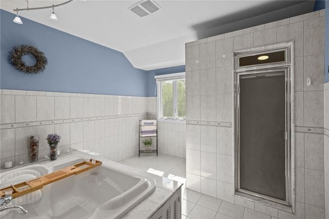 34 Arrow Lane, North Kingstown, RI 02852