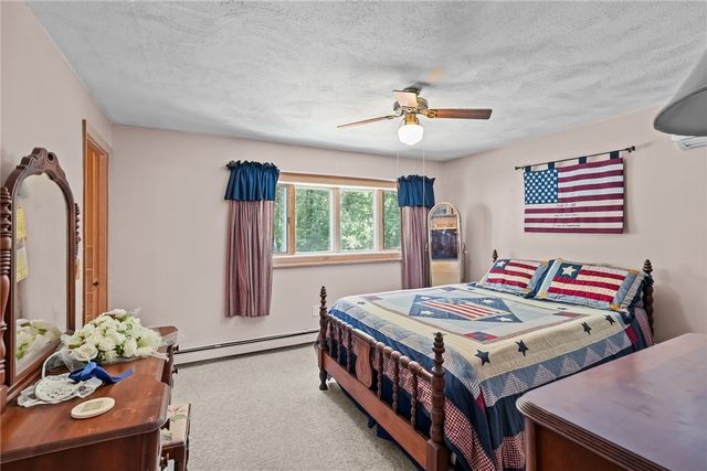 34 Arrow Lane, North Kingstown, RI 02852