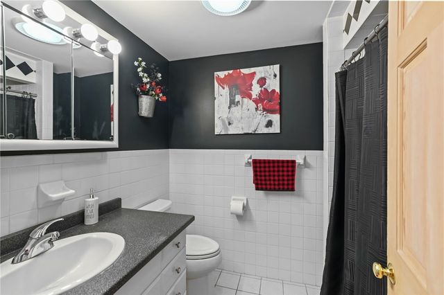 34 Arrow Lane, North Kingstown, RI 02852