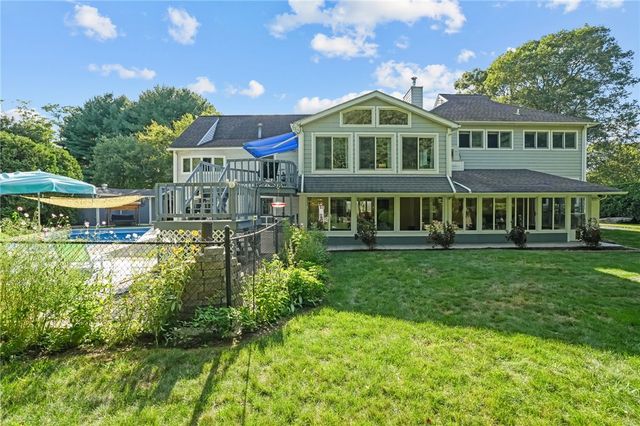 34 Arrow Lane, North Kingstown, RI 02852