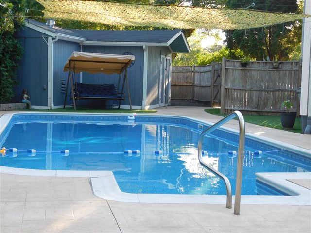 34 Arrow Lane, North Kingstown, RI 02852