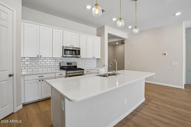 3074 E SUNRISE Place, Chandler, AZ 85286