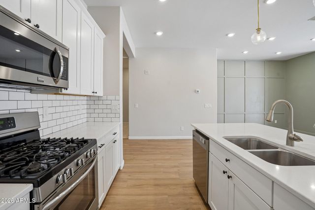 3074 E SUNRISE Place, Chandler, AZ 85286