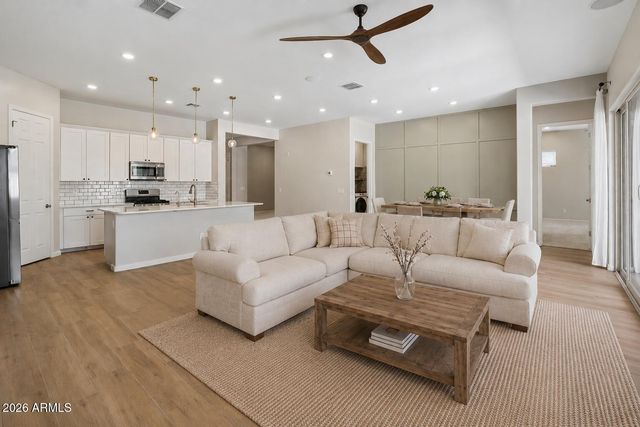 3074 E SUNRISE Place, Chandler, AZ 85286