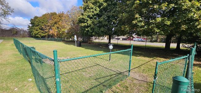 9481 Andrew Court, Davisburg, MI 48350