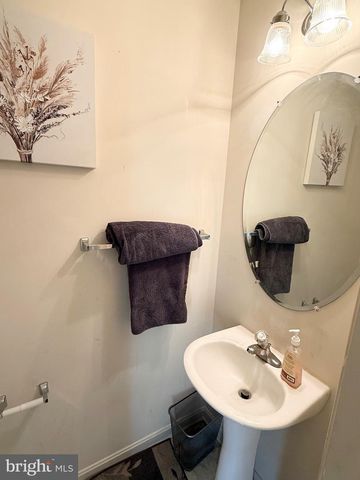 111 MARTIN DR, Hurlock, MD 21643