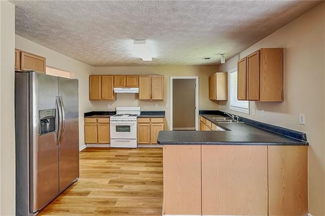 1867 Harmony Trace, Lithonia, GA 30058