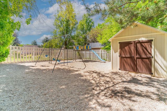 250 E 950 N, Kaysville, UT 84037