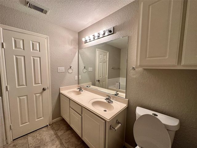 2303 Summit Meadow Drive, Houston, TX 77489