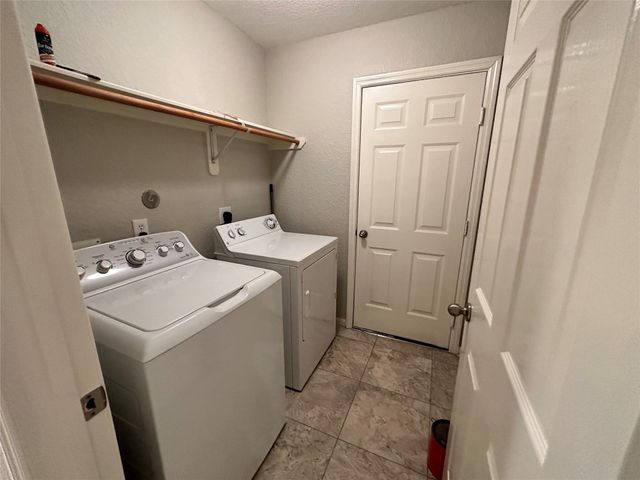 2303 Summit Meadow Drive, Houston, TX 77489