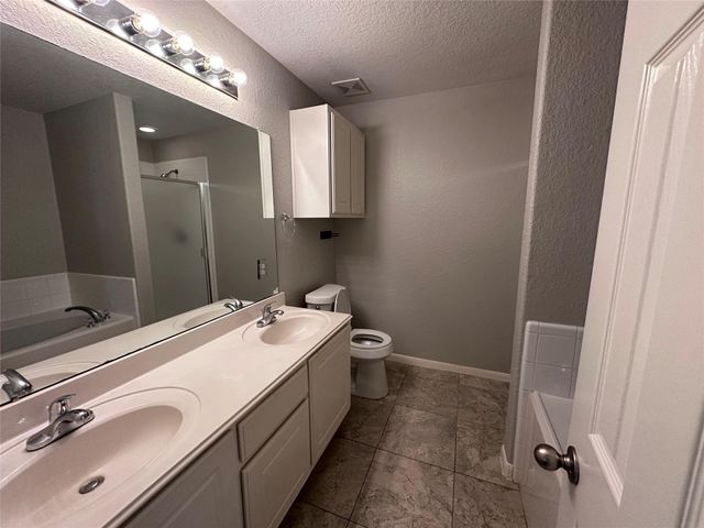 2303 Summit Meadow Drive, Houston, TX 77489