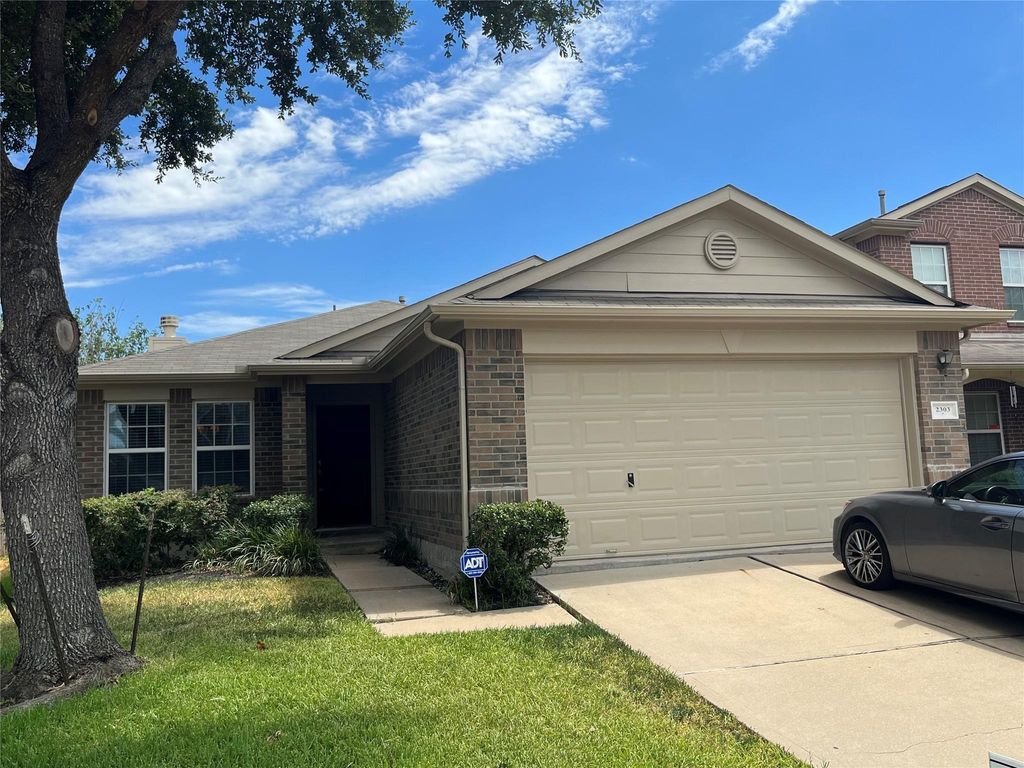 2303 Summit Meadow Drive, Houston, TX 77489