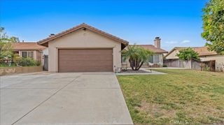 22125 Country Hills Drive, Wildomar, CA 92595
