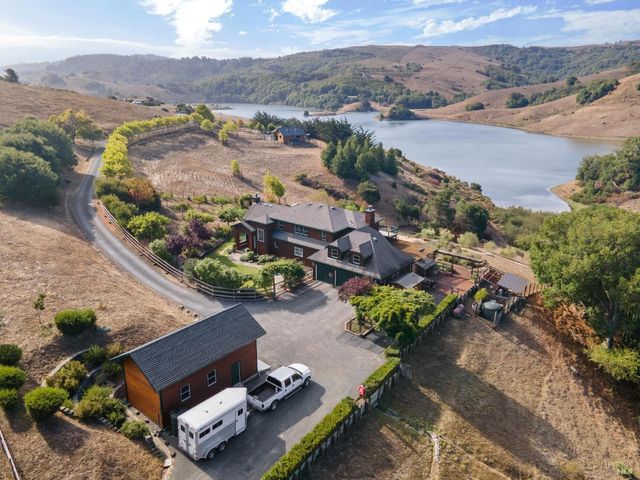 6381 Nicasio Valley Rd, Nicasio, CA 94946