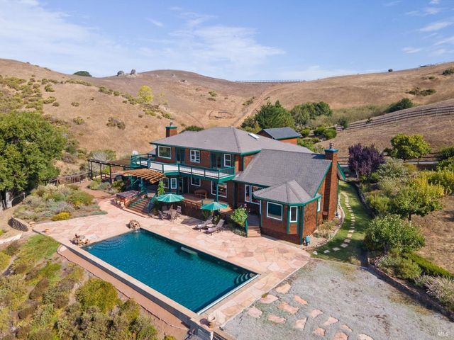 6381 Nicasio Valley Rd, Nicasio, CA 94946