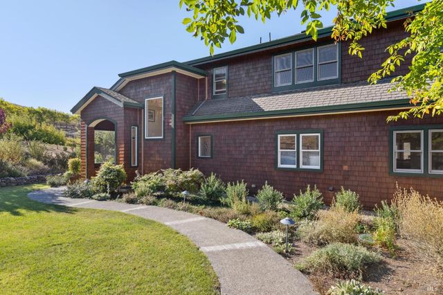 6381 Nicasio Valley Rd, Nicasio, CA 94946