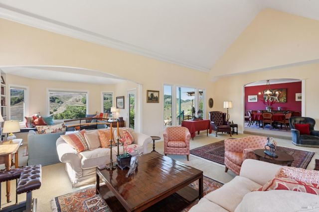 6381 Nicasio Valley Rd, Nicasio, CA 94946