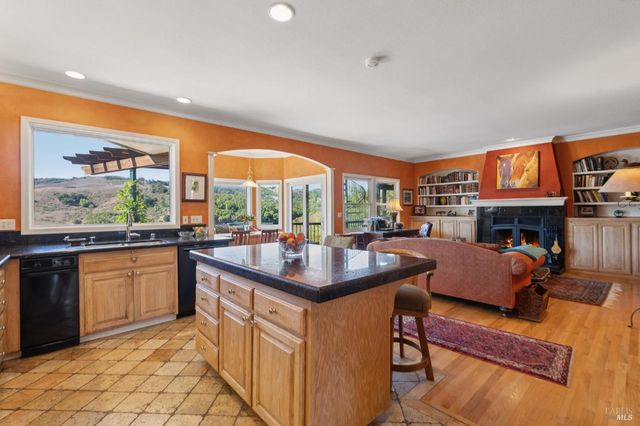 6381 Nicasio Valley Rd, Nicasio, CA 94946