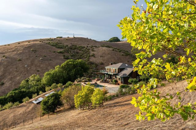6381 Nicasio Valley Rd, Nicasio, CA 94946