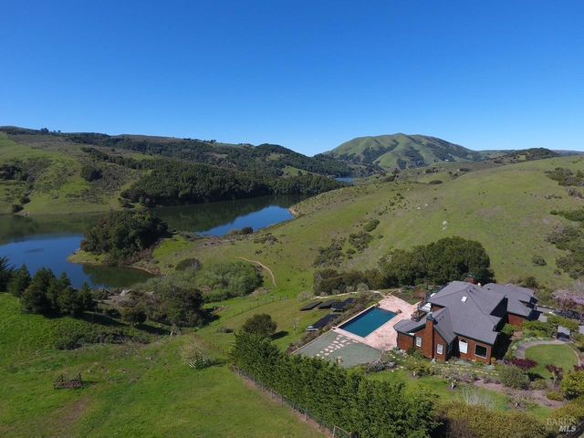 6381 Nicasio Valley Rd, Nicasio, CA 94946
