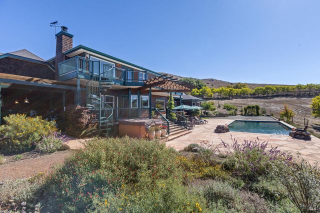 6381 Nicasio Valley Rd, Nicasio, CA 94946