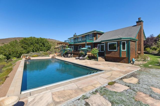 6381 Nicasio Valley Rd, Nicasio, CA 94946