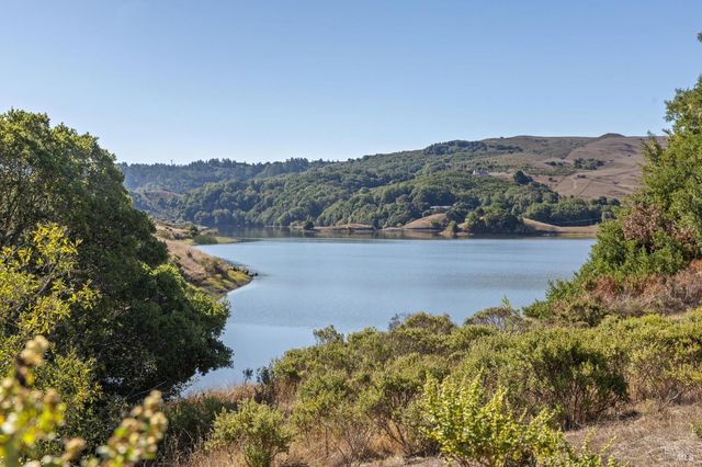 6381 Nicasio Valley Rd, Nicasio, CA 94946