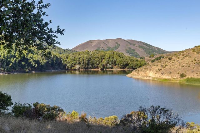 6381 Nicasio Valley Rd, Nicasio, CA 94946