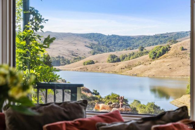 6381 Nicasio Valley Rd, Nicasio, CA 94946