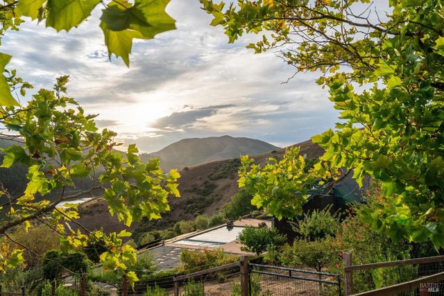 6381 Nicasio Valley Rd, Nicasio, CA 94946