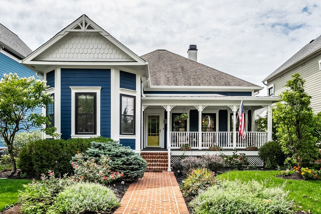 2359 Glebe Street, Carmel, IN 46032