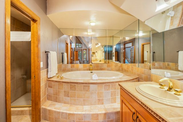 56954 Peppermill Circle 02-E, Sunriver, OR 97707