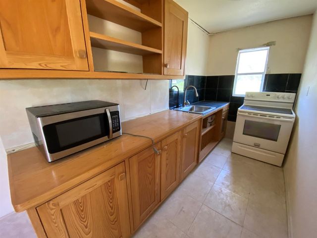 529 N 11th Street, Fort Pierce, FL 34950
