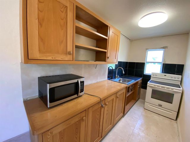 529 N 11th Street, Fort Pierce, FL 34950