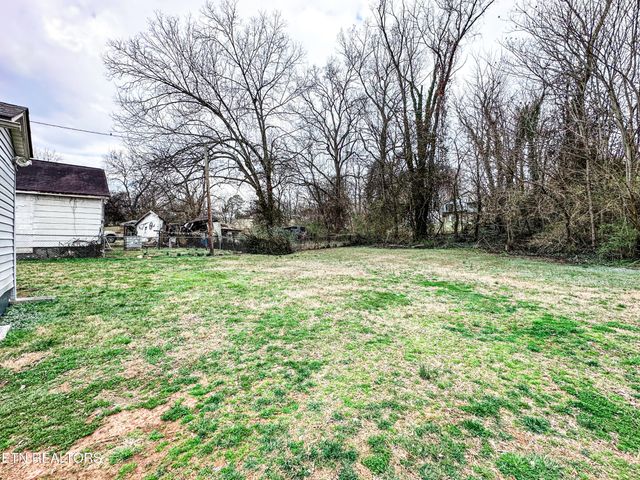 3619 McDonald Drive, Knoxville, TN 37914